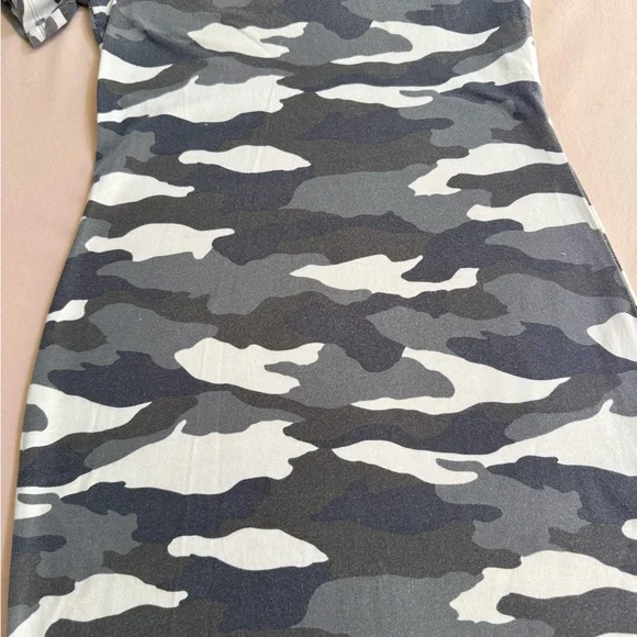 H&M Camouflage Dress - Picture 2 of 8